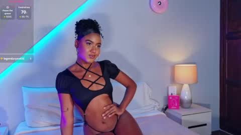 Snapshot of wendy_williams_ chatting on June 1, 10:33 pm wendy_williams_ online show from June 1, 10:33 pm