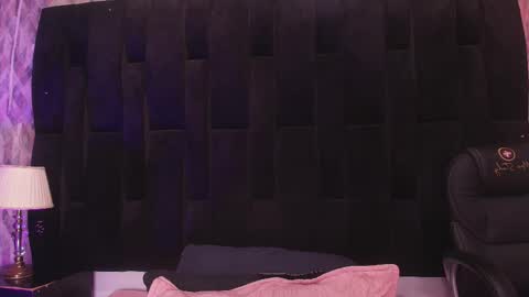 WEN SHENG online show from October 2, 7:21 pm