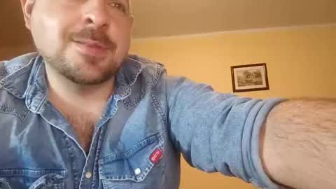 Snapshot of werewolfalfa1 chatting on November 16, 1:33 am AlphaStars online show from November 16, 1:33 am