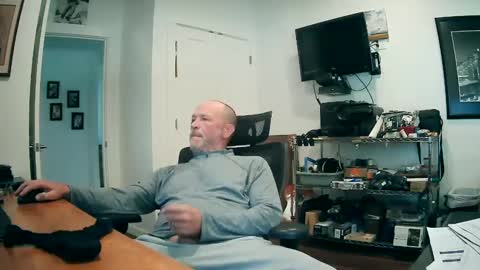 Snapshot of weseeyouwatching chatting on September 22, 5:37 pm weseeyouwatching online show from September 22, 5:37 pm