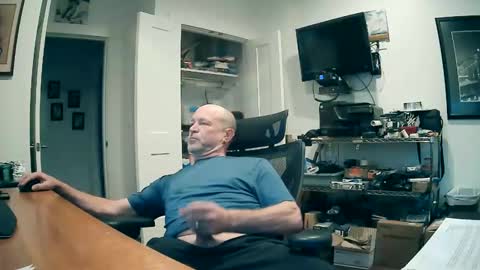 weseeyouwatching online show from November 10, 3:22 pm