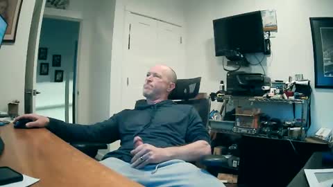 weseeyouwatching online show from January 13, 4:23 pm