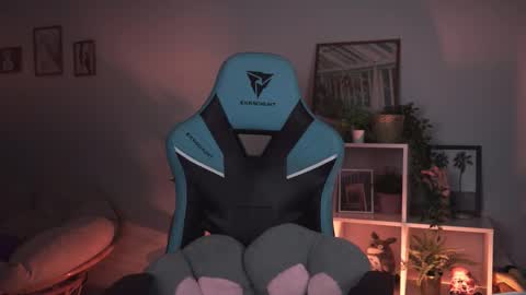 little girl who is always rightLisa online show from February 21, 1:44 am