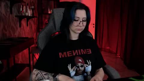 little girl who is always rightLisa online show from March 14, 1:12 am