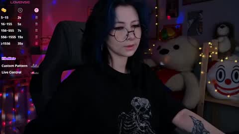 little girl who is always rightLisa online show from May 27, 1:57 am