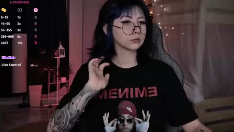 little girl who is always rightLisa online show from July 23, 1:41 am