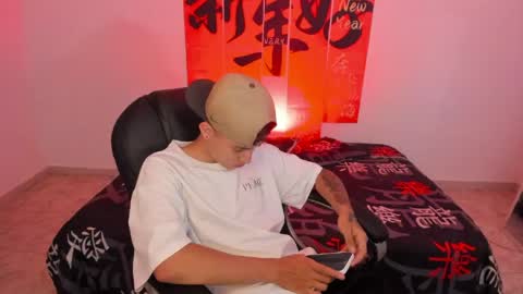 Wesley Boy online show from April 22, 6:53 pm