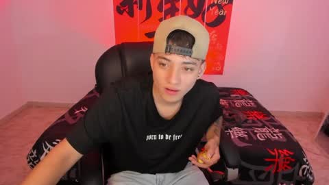 Wesley Boy online show from April 23, 7:16 pm