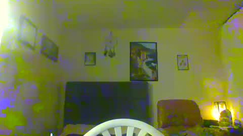Snapshot of westender_47 chatting on December 7, 12:35 pm westender_47 online show from December 7, 12:35 pm