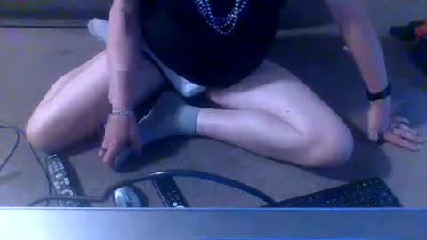 Snapshot of westender_47 chatting on August 1, 3:11 pm westender_47 online show from August 1, 3:11 pm