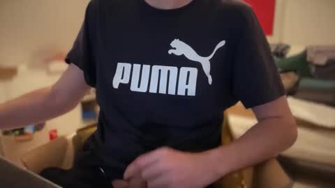 wet_adidasboy online show from March 21, 7:50 pm