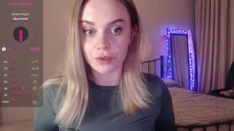 Lana online show from February 20, 8:03 pm