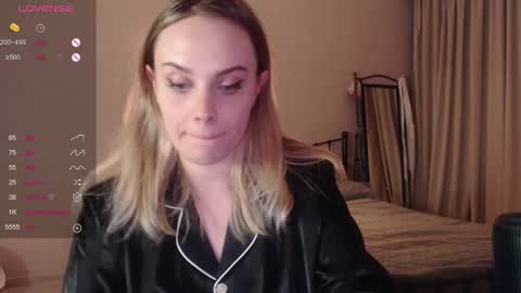 Lana online show from February 25, 8:19 pm