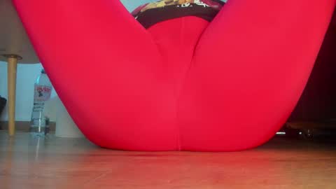 wet_pants2022 online show from April 21, 9:59 am