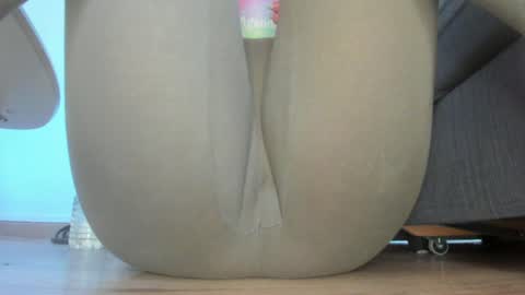 wet_pants2022 online show from July 4, 8:20 am