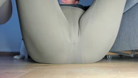wet_pants2022 online show from July 25, 7:00 pm