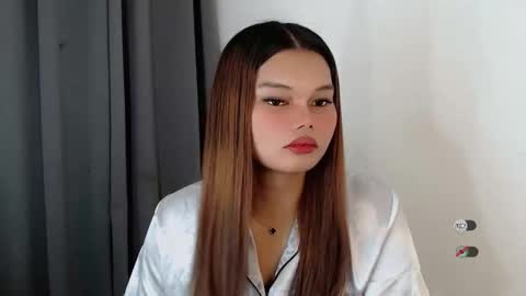 wet_velvet_xo online show from February 4, 5:02 am