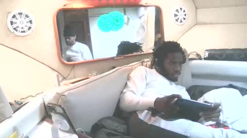 Snapshot of wetdreamsz101 chatting on December 5, 9:51 am wetdreamz101 online show from December 5, 9:51 am