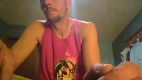 Snapshot of wetduck77777 chatting on November 21, 8:35 am wetduck77777 online show from November 21, 8:35 am