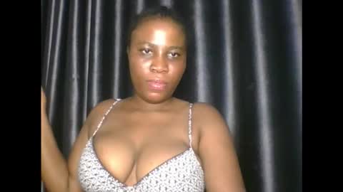 wetfatpussy_ online show from October 18, 7:14 pm