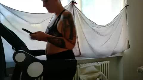 Wetgerman online show from October 3, 12:13 pm