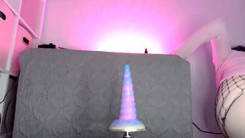 Snapshot of wetgirlrose chatting on June 29, 9:04 am Rose online show from June 29, 9:04 am