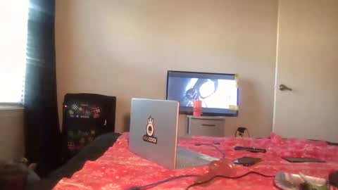 Kylie online show from January 22, 10:37 pm