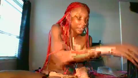 Kylie online show from February 25, 11:00 pm