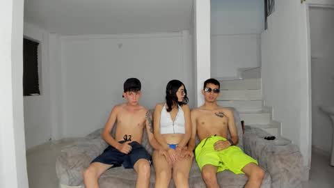 --New girls--TamyDark hair girl--Aitana--Mathiasglasses boy--Peter online show from September 15, 1:38 am