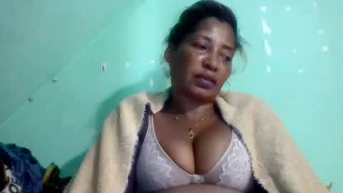 wharda online show from June 9, 9:59 pm