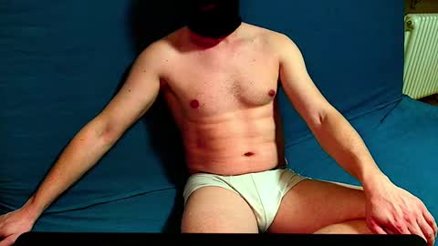 Snapshot of whatantiantiwhat chatting on February 25, 1:41 am whatantiantiwhat online show from February 25, 1:41 am