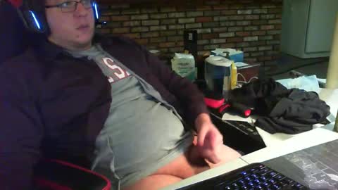 whateverdude555 online show from November 6, 2:45 am