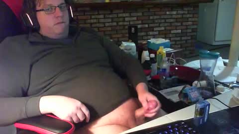 whateverdude555 online show from December 5, 1:58 am