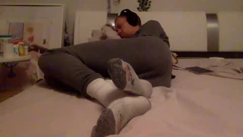 Snapshot of whatthefoot chatting on October 5, 9:51 am whatthefoot online show from October 5, 9:51 am