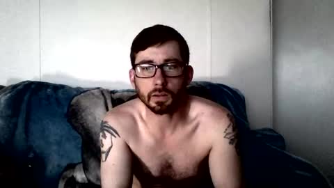 Snapshot of whisker09 chatting on June 24, 3:33 pm whisker09 online show from June 24, 3:33 pm