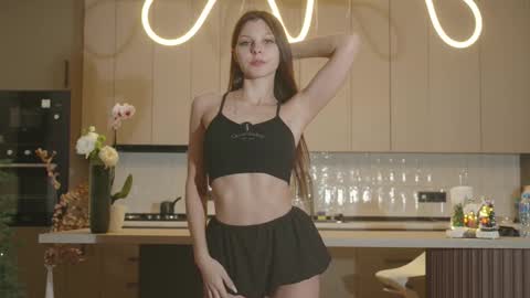 Snapshot of whisper_of_love chatting on November 28, 2:25 am Naomi online show from November 28, 2:25 am