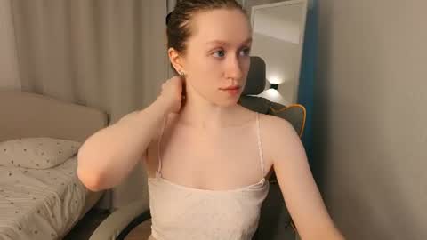 Snapshot of white_bueno chatting on July 1, 5:20 am white_bueno online show from July 1, 5:20 am
