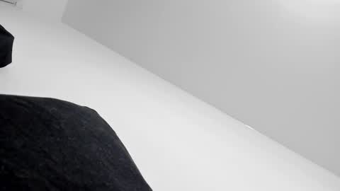 Bella online show from January 12, 1:27 pm