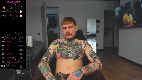 Max online show from December 16, 7:15 am