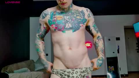 Snapshot of white_king999 chatting on January 11, 1:38 pm Max online show from January 11, 1:38 pm