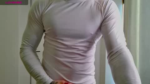 Snapshot of white_king999 chatting on February 21, 9:10 am Max online show from February 21, 9:10 am