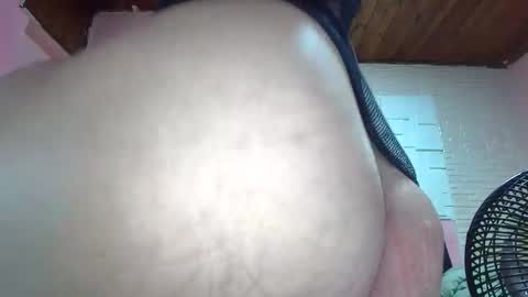 white_sexy_ online show from January 8, 12:26 pm