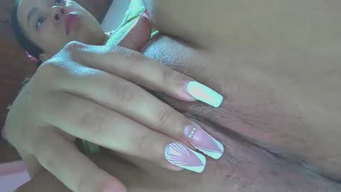 white_sexy_ online show from February 4, 9:49 am