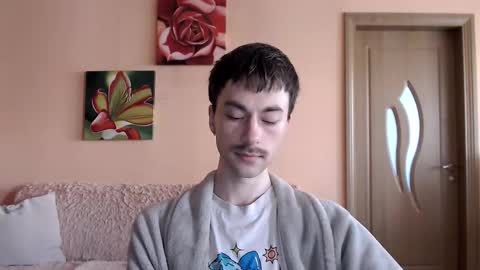 Tom online show from March 4, 11:38 am