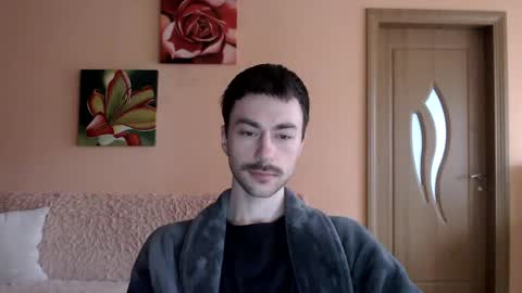 Tom online show from April 15, 3:30 pm