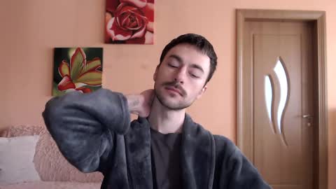 Tom online show from April 18, 12:53 pm