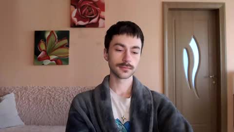 Tom online show from May 6, 1:05 pm