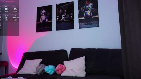 Snapshot of whitebanny chatting on March 11, 4:29 pm Kate  online show from March 11, 4:29 pm