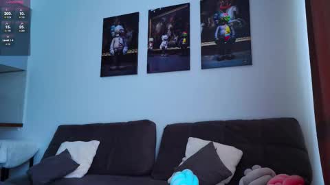 Snapshot of whitebanny chatting on October 8, 8:01 am Kate  online show from October 8, 8:01 am