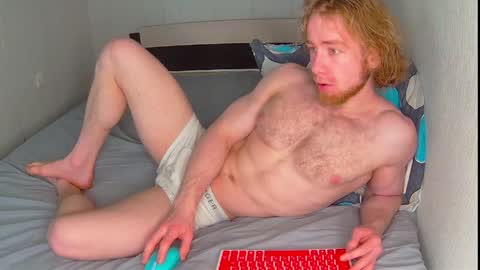 whitebars22 online show from April 12, 9:36 am